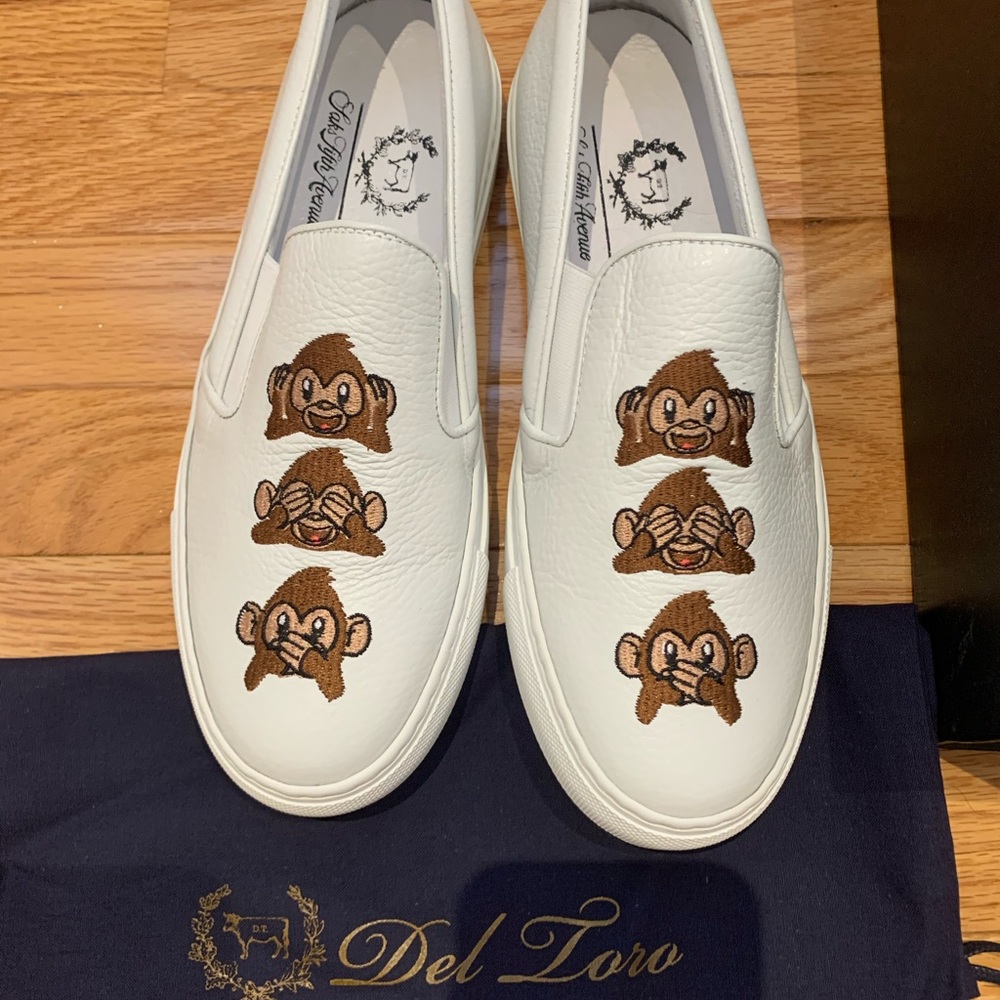 Brand new size 8 Del Toro white slip on sneaker